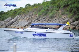 Private Charter Speedboat to Phi Phi Island or Phang Nga Bay - 21-35 Passenger / 3 Engines